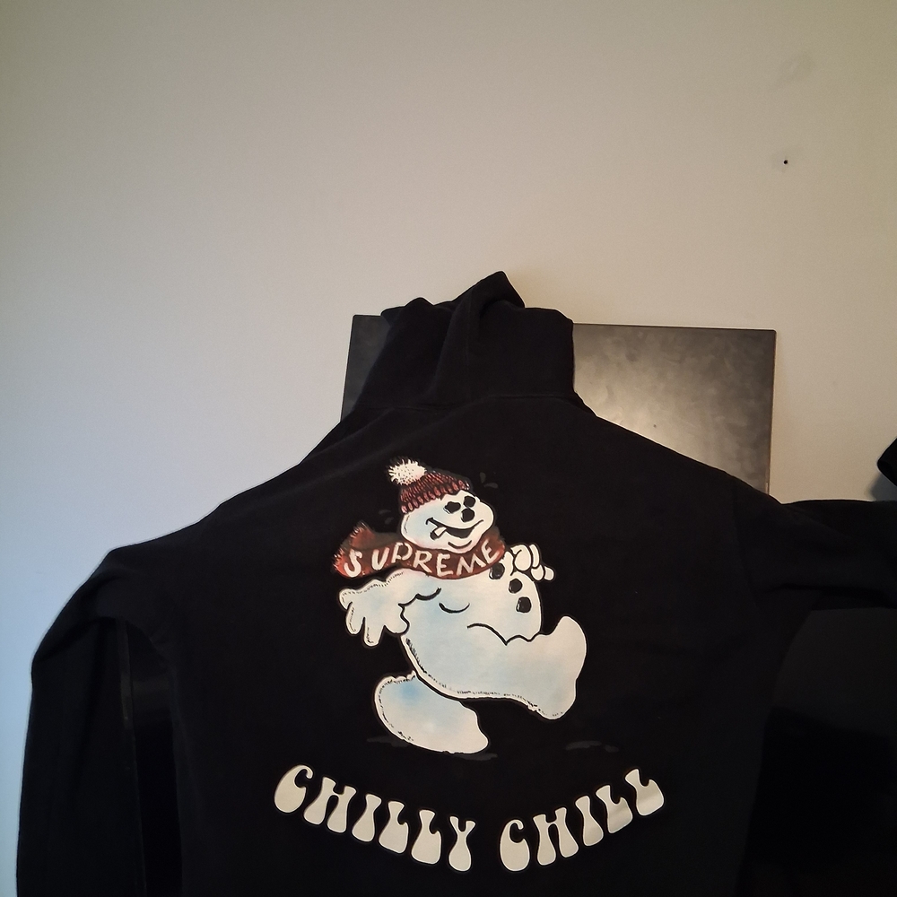 Supreme Snowman Hooded SWEATSHIRT jacket Is Originall$3,000 On goat App Check It